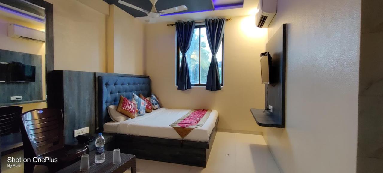 Hotel Mari Aai Residency Нави Мумбаи Экстерьер фото