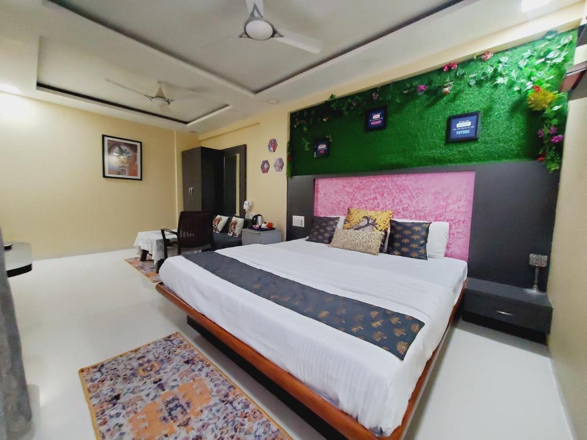 Hotel Mari Aai Residency Нави Мумбаи Экстерьер фото