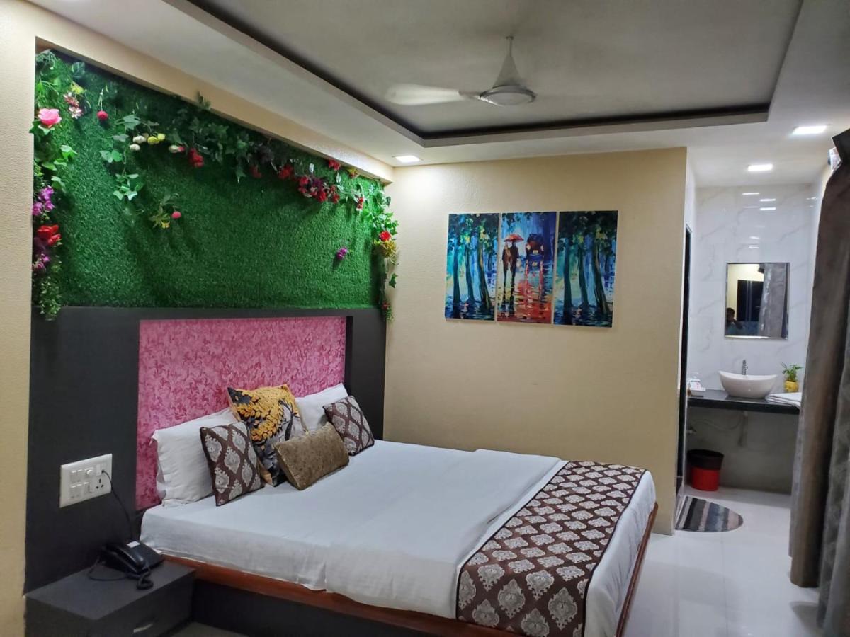 Hotel Mari Aai Residency Нави Мумбаи Экстерьер фото